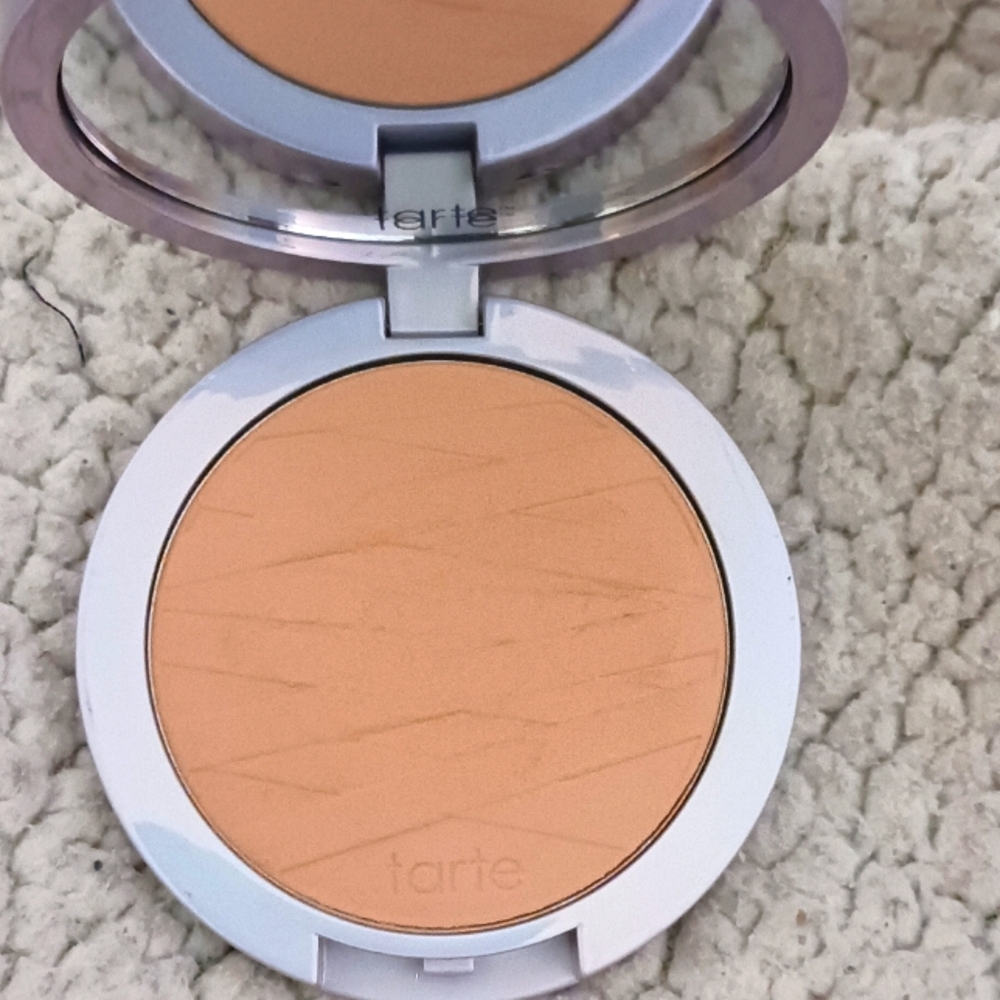 Tarte pressed powder foundation